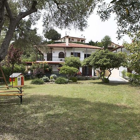 Neria Summer Houses Hanioti Buitenkant foto
