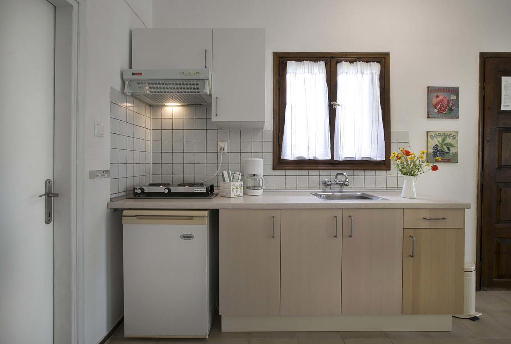 Neria Summer Houses Hanioti Buitenkant foto