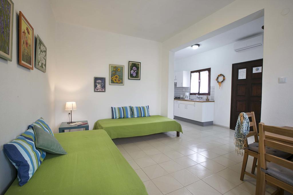Neria Summer Houses Hanioti Buitenkant foto