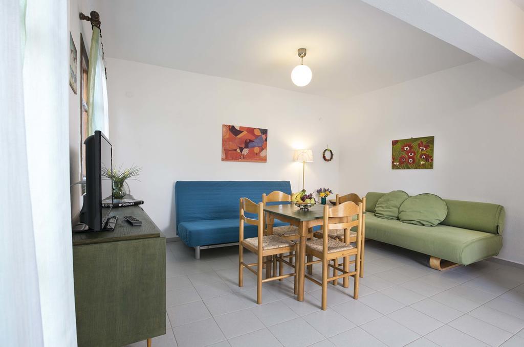 Neria Summer Houses Hanioti Buitenkant foto