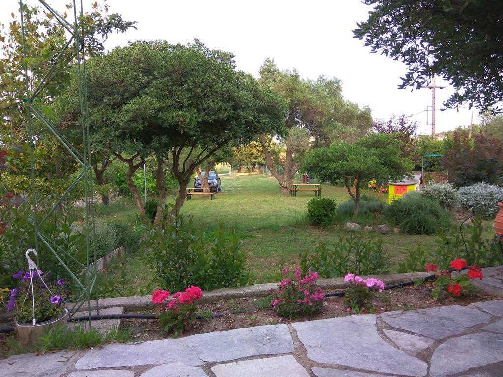 Neria Summer Houses Hanioti Buitenkant foto